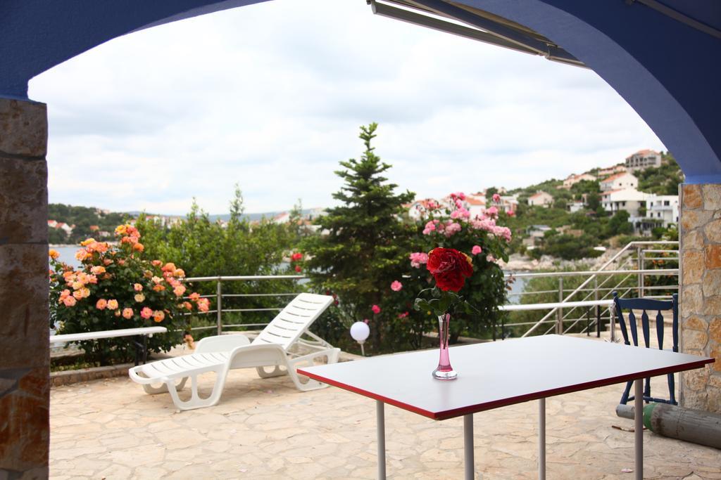 Villa Gorica Apartments Razanj Ngoại thất bức ảnh