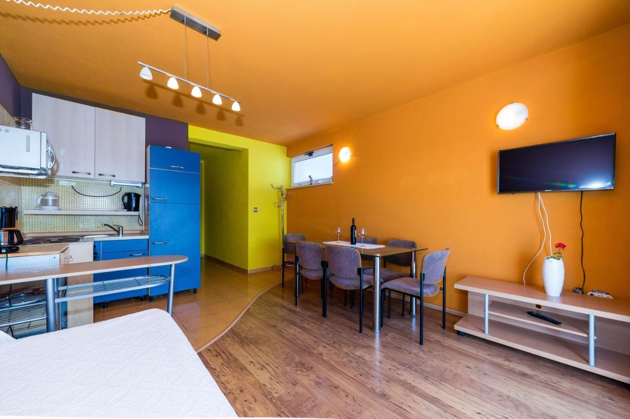 Villa Gorica Apartments Razanj Ngoại thất bức ảnh